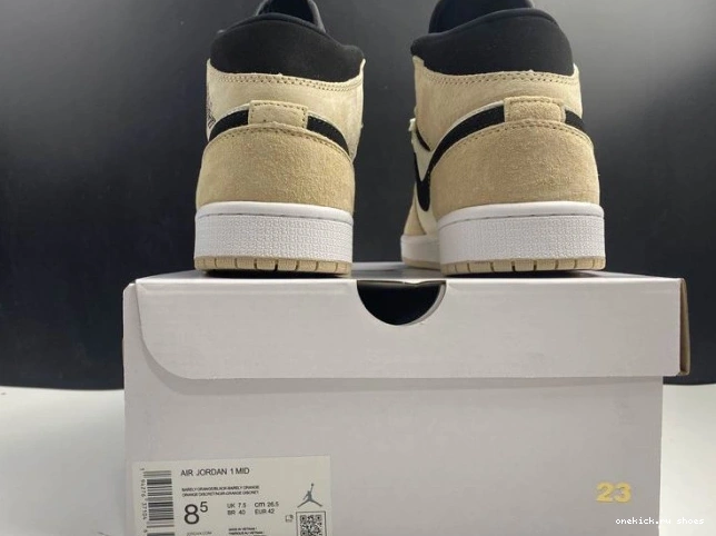 Rep Air 1 BQ6472 'Barely Jordan -800 Orange' Mid 0603